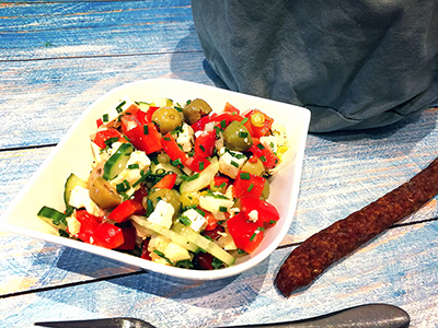 Schmackhafter Salat nach griechischer Art