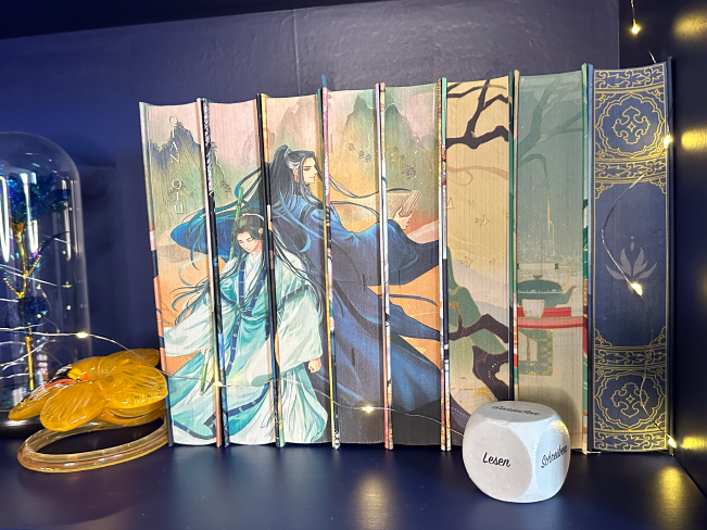 Farbschnitt der fünf Bände von Thousand Autumns